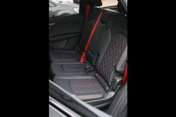 Audi Q7 60 TFSI e Quattro Competition *Pano*RS-Stoelen*4-Wiel besturing*B&O*