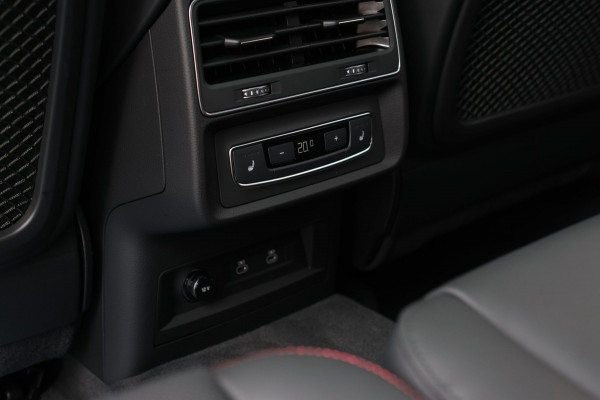 Audi Q7 60 TFSI e Quattro Competition *Pano*RS-Stoelen*4-Wiel besturing*B&O*