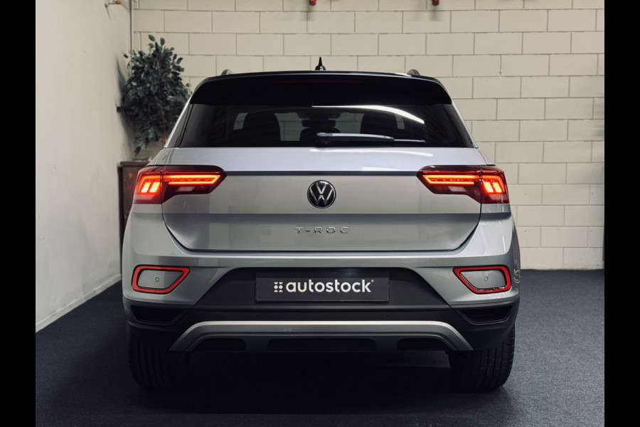 Volkswagen T-Roc 1.0 TSI Life | Camera | CarPlay | Stoelverw.