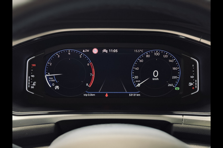 Volkswagen T-Roc 1.0 TSI Life | Camera | CarPlay | Stoelverw.