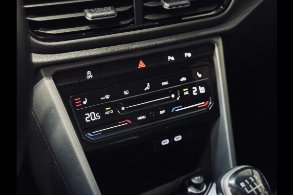Volkswagen T-Roc 1.0 TSI Life | Camera | CarPlay | Stoelverw.