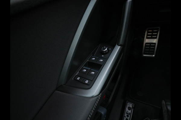 Audi Q3 Sportback 35 TFSI S-Line Edition (INCL-BTW) Aut. *LEATHER | FULL-LED | ADAPTIVE-CRUISE | DIGI-COCKPIT | NAVI-FULLMAP | CAMERA | DAB | AMBIENTLIGHT | PRIVACYGLASS | SHIFTPADDLES | ECC | PDC | 20''ALU*