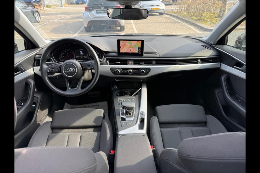 Audi A4 AVANT 35 TFSI Design ECC/PDC V&A/LED/LMV18/NAVI/PANO