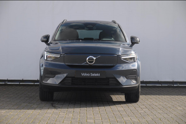 Volvo EX40 252PK Automaat Single Ext. Range Core / Driver Assist / Adaptieve cruise control / BLIS / Stoel - en stuurwielverwarming / Pakeersensoren met camera / Apple carplay /