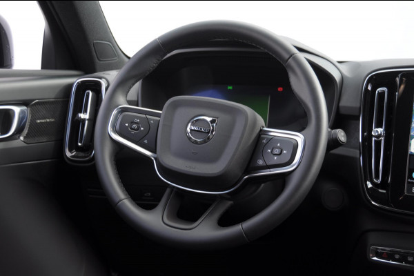 Volvo EX40 252PK Automaat Single Ext. Range Core / Driver Assist / Adaptieve cruise control / BLIS / Stoel - en stuurwielverwarming / Pakeersensoren met camera / Apple carplay /