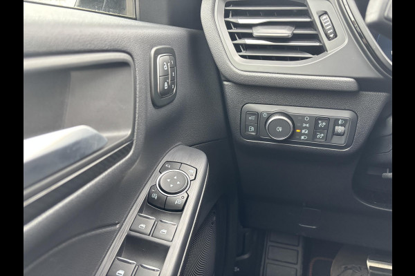 Ford Kuga 2.5 PHEV ST-Line X |  | 243pk Adaptieve Cruise | Winterpack | 19 inch | B&O Audio | Elek Achterklep | 2.100kg Trekgewicht