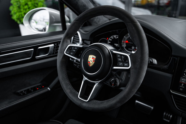 Porsche Cayenne Coupé 4.0 GTS - Sport Chrono | Panorama | Bose | Luchtvering