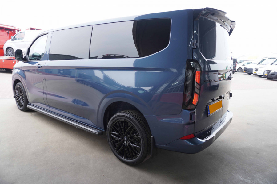 Ford Transit Custom 320L 2.0 TDCI 170PK L2H1 Limited Automaat Nr. V018 | Airco | adap.Cruise | Navi | Camera | Blis |20 inch Lm Velgen Raptor grill /Site steps met verlichting
