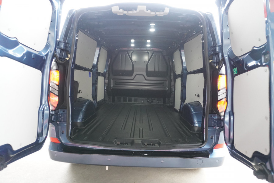 Ford Transit Custom 320L 2.0 TDCI 170PK L2H1 Limited Automaat Nr. V018 | Airco | adap.Cruise | Navi | Camera | Blis |20 inch Lm Velgen Raptor grill /Site steps met verlichting