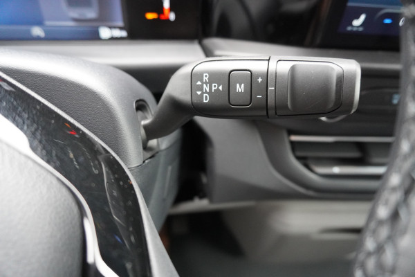 Ford Transit Custom 320L 2.0 TDCI 170PK L2H1 Limited Automaat Nr. V018 | Airco | adap.Cruise | Navi | Camera | Blis |20 inch Lm Velgen Raptor grill /Site steps met verlichting