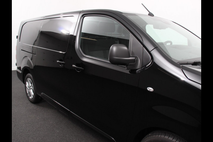 Opel Vivaro 1.5 Diesel 120 S&S L3 Apple Carplay /  Android Auto Parkeersensoren V+A Trekhaak Camera Navigatie Cruise Control LED koplampen houten afwerking laadruimte