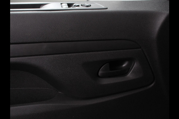 Opel Vivaro 1.5 Diesel 120 S&S L3 Apple Carplay /  Android Auto Parkeersensoren V+A Trekhaak Camera Navigatie Cruise Control LED koplampen houten afwerking laadruimte