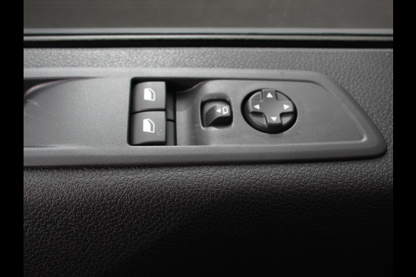 Opel Vivaro 1.5 Diesel 120 S&S L3 Apple Carplay /  Android Auto Parkeersensoren V+A Trekhaak Camera Navigatie Cruise Control LED koplampen houten afwerking laadruimte