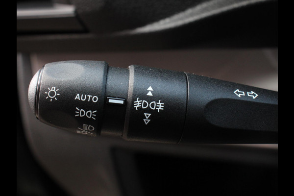 Opel Vivaro 1.5 Diesel 120 S&S L3 Apple Carplay /  Android Auto Parkeersensoren V+A Trekhaak Camera Navigatie Cruise Control LED koplampen houten afwerking laadruimte