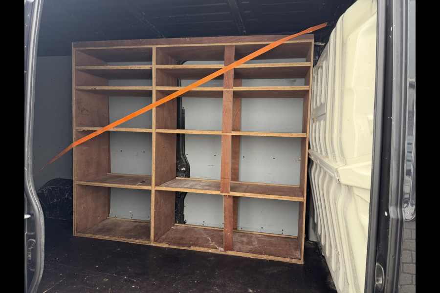 Peugeot Boxer 335 2.2 BlueHDi 165pk L3H2 Premium / vaste prijs rijklaar € 15.950 ex btw / lease vanaf € 269 / bpm vrij / euro 6 / airco / cruise / trekhaak / camera / imperial