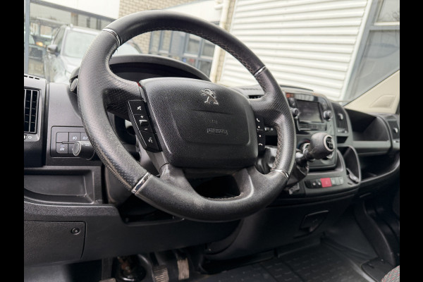 Peugeot Boxer 335 2.2 BlueHDi 165pk L3H2 Premium / vaste prijs rijklaar € 15.950 ex btw / lease vanaf € 269 / bpm vrij / euro 6 / airco / cruise / trekhaak / camera / imperial
