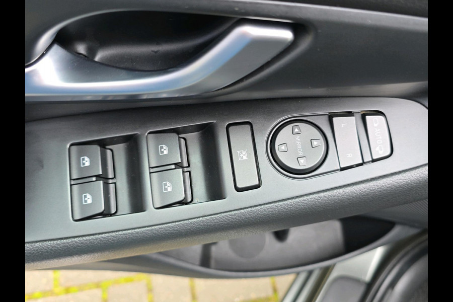 Hyundai i30 Wagon 1.0 T-GDi MHEV Comfort Smart | Cruisecontrol | Navigatie | Achteruitrijcamera | Carplay/Androidauto |