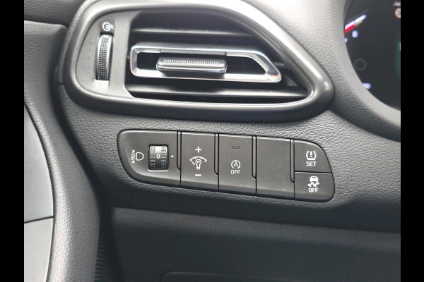 Hyundai i30 Wagon 1.0 T-GDi MHEV Comfort Smart | Cruisecontrol | Navigatie | Achteruitrijcamera | Carplay/Androidauto |