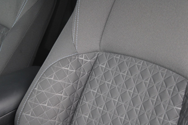 Toyota C-HR 2.0 Hybrid Style | JBL Audio | BLIS | Stoelverarming | Camera | Navigatie | Cruise Control |