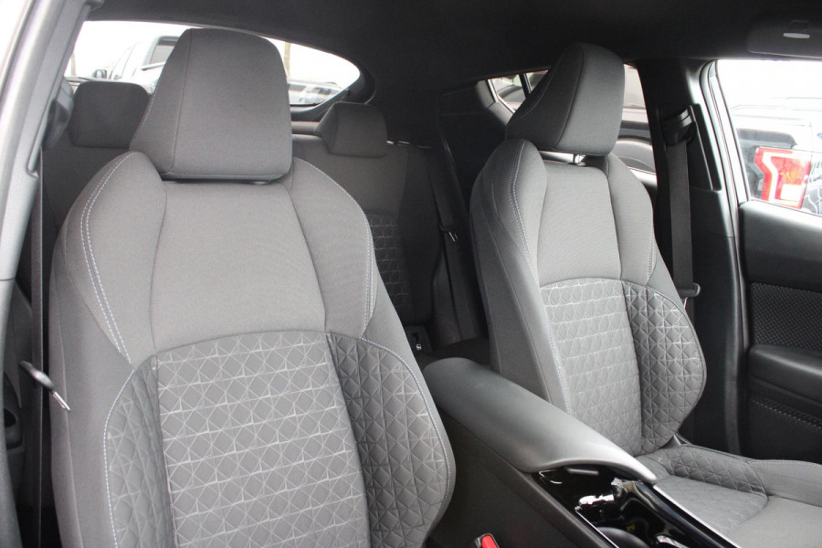 Toyota C-HR 2.0 Hybrid Style | JBL Audio | BLIS | Stoelverarming | Camera | Navigatie | Cruise Control |