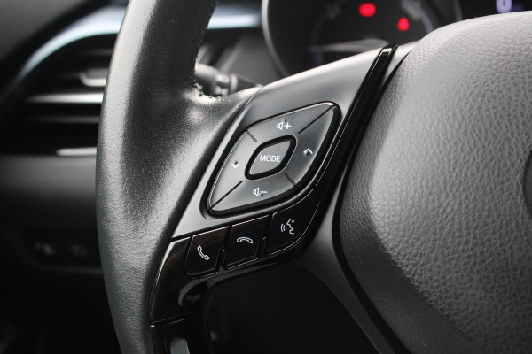 Toyota C-HR 2.0 Hybrid Style | JBL Audio | BLIS | Stoelverarming | Camera | Navigatie | Cruise Control |