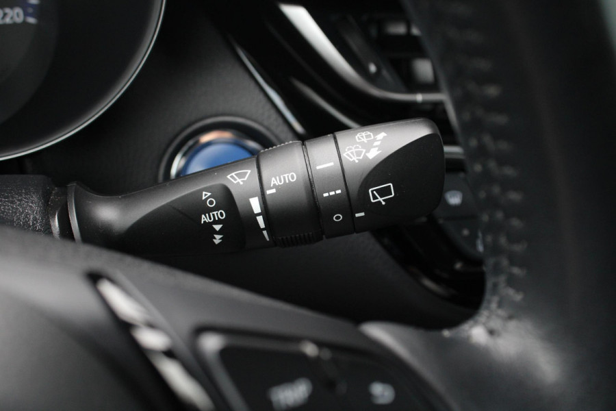 Toyota C-HR 2.0 Hybrid Style | JBL Audio | BLIS | Stoelverarming | Camera | Navigatie | Cruise Control |