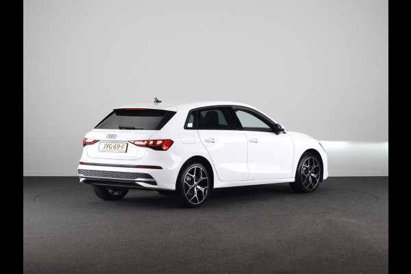 Audi A3 Sportback 40 TFSI e Pro Line 204pk | 18 inch Lichtmetalen velgen | Led koplampen | Sportstoelen | Verlengde garantie