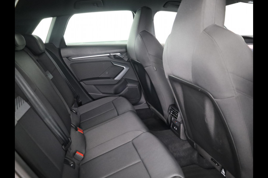 Audi A3 Sportback 40 TFSI e Pro Line 204pk | 18 inch Lichtmetalen velgen | Led koplampen | Sportstoelen | Verlengde garantie