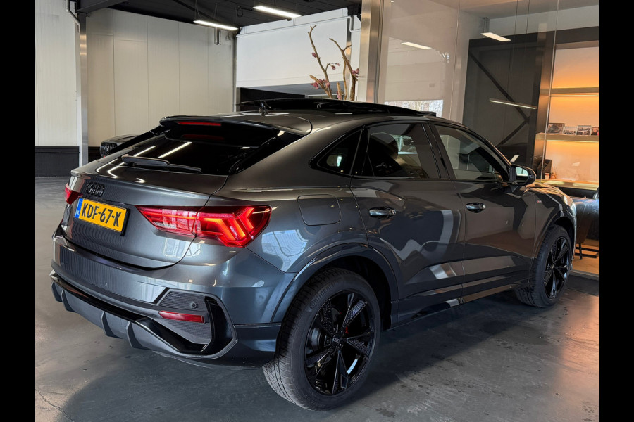 Audi Q3 Sportback 35 TFSI S line Panorama RS-seats 06-2025