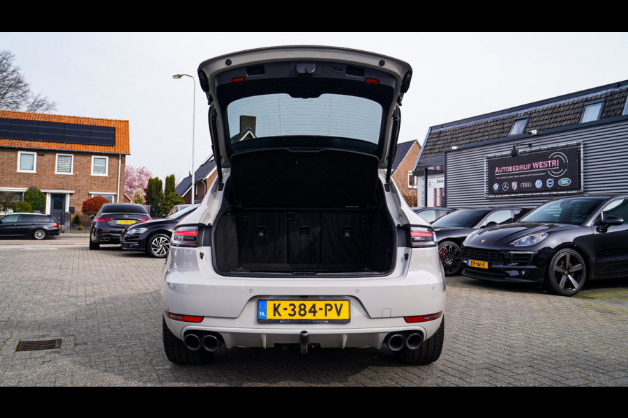 Porsche Macan 2.0 S | Panorama | Bose Sound System | incl BTW | Memory stoelen | 100% Dealer onderhouden | Trekhaak | Krijt Grijs