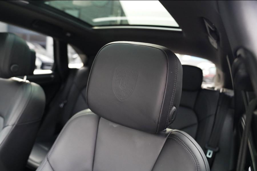 Porsche Macan 2.0 S | Panorama | Bose Sound System | incl BTW | Memory stoelen | 100% Dealer onderhouden | Trekhaak | Krijt Grijs