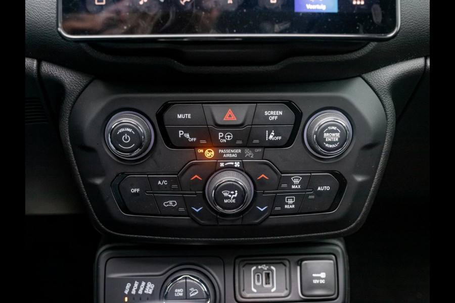 Jeep Renegade 4xe 240 Plug-in Hybrid Electric The North Star | Teck Pack | Winter Pack | Navi