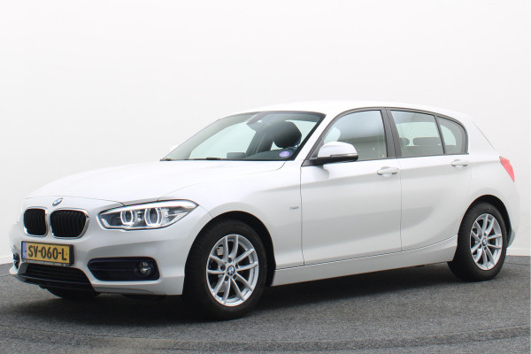 BMW 1-serie 118i Corporate Lease Executive Automaat Navigatie, LED, Climate, Cruise, Trekhaak