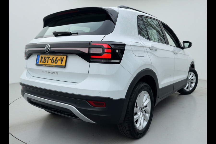 Volkswagen T-Cross 1.0 TSI 110PK LIFE CARPLAY/PDC/NAVIGATIE