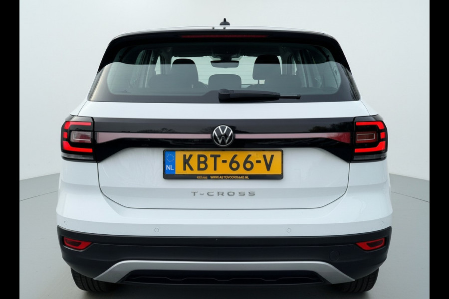 Volkswagen T-Cross 1.0 TSI 110PK LIFE CARPLAY/PDC/NAVIGATIE