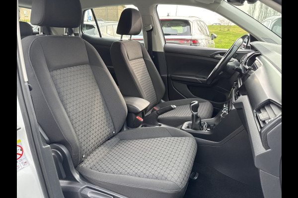 Volkswagen T-Cross 1.0 TSI 110PK LIFE CARPLAY/PDC/NAVIGATIE