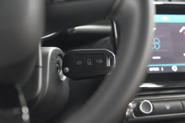 Citroën C3 PureTech 82 Feel Edition | Apple Carplay | Parkeersensoren | Navigatie | Climate Control | 16 Inch Velgen