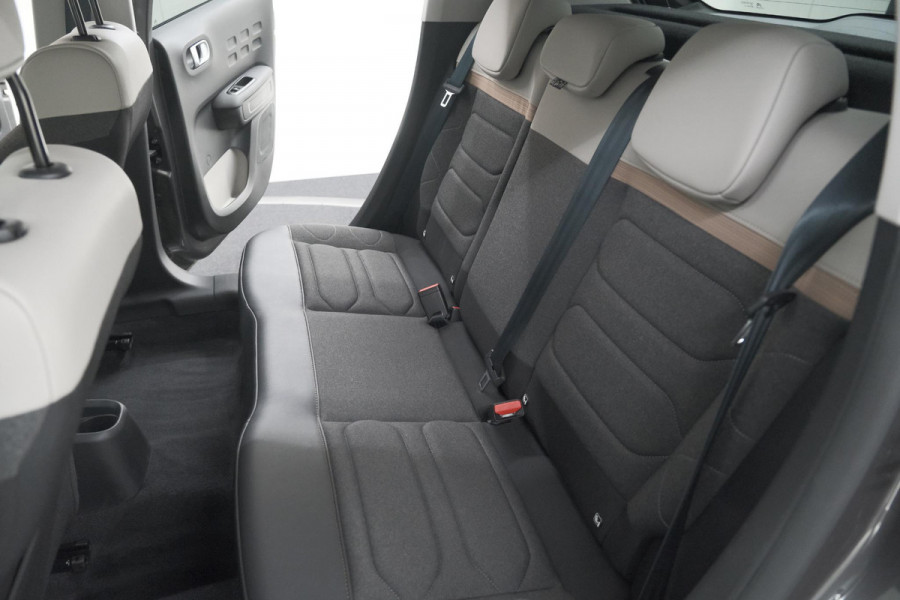 Citroën C3 PureTech 82 Feel Edition | Apple Carplay | Parkeersensoren | Navigatie | Climate Control | 16 Inch Velgen