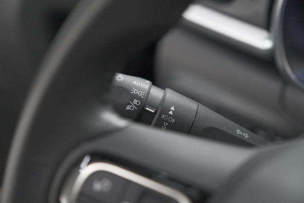 Citroën C3 PureTech 82 Feel Edition | Apple Carplay | Parkeersensoren | Navigatie | Climate Control | 16 Inch Velgen