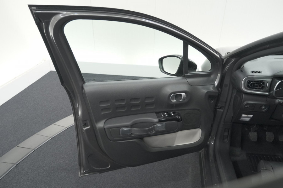 Citroën C3 PureTech 82 Feel Edition | Apple Carplay | Parkeersensoren | Navigatie | Climate Control | 16 Inch Velgen
