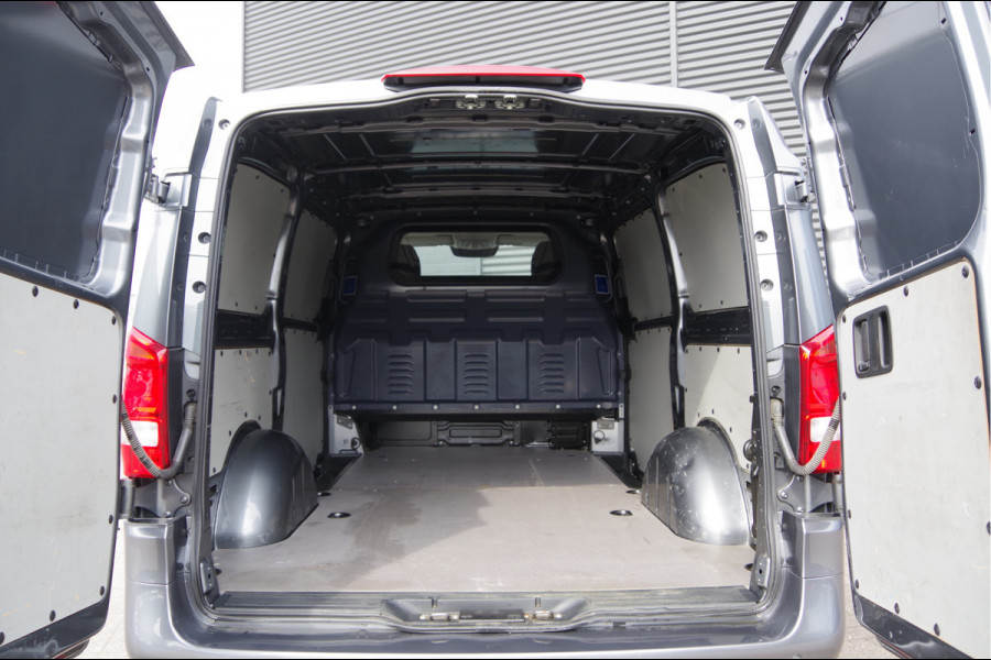 Mercedes-Benz Vito 119 CDI L2 AUT. 2X SCHUIFDEUR, LED, TREKHAAK, STOELVERWARMING, STANDKACHEL, CAMERA, NAVI, CRUISE, AIRCO