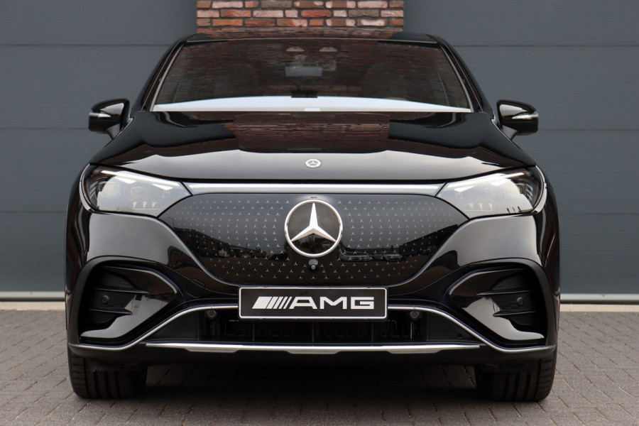 Mercedes-Benz EQE SUV 350 4MATIC AMG Line 91 kWh | Distronic+ | Panoramadak | Memory | Burmester | Digital Light | Trekhaak | Surround Camera | 22kW | Warmtepomp | Keyless Go |