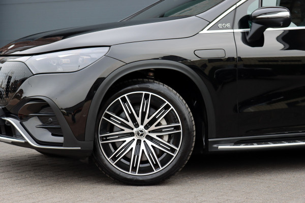 Mercedes-Benz EQE SUV 350 4MATIC AMG Line 91 kWh | Distronic+ | Panoramadak | Memory | Burmester | Digital Light | Trekhaak | Surround Camera | 22kW | Warmtepomp | Keyless Go |