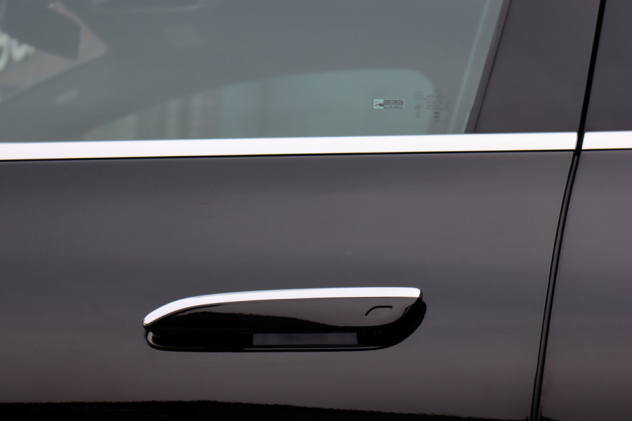 Mercedes-Benz EQE SUV 350 4MATIC AMG Line 91 kWh | Distronic+ | Panoramadak | Memory | Burmester | Digital Light | Trekhaak | Surround Camera | 22kW | Warmtepomp | Keyless Go |