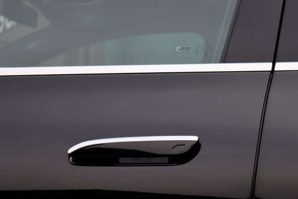 Mercedes-Benz EQE SUV 350 4MATIC AMG Line 91 kWh | Distronic+ | Panoramadak | Memory | Burmester | Digital Light | Trekhaak | Surround Camera | 22kW | Warmtepomp | Keyless Go |