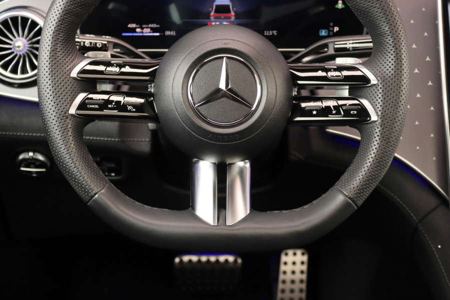 Mercedes-Benz EQE SUV 350 4MATIC AMG Line 91 kWh | Distronic+ | Panoramadak | Memory | Burmester | Digital Light | Trekhaak | Surround Camera | 22kW | Warmtepomp | Keyless Go |