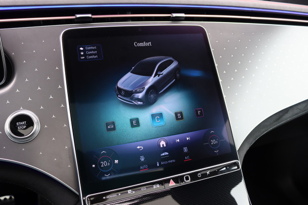 Mercedes-Benz EQE SUV 350 4MATIC AMG Line 91 kWh | Distronic+ | Panoramadak | Memory | Burmester | Digital Light | Trekhaak | Surround Camera | 22kW | Warmtepomp | Keyless Go |