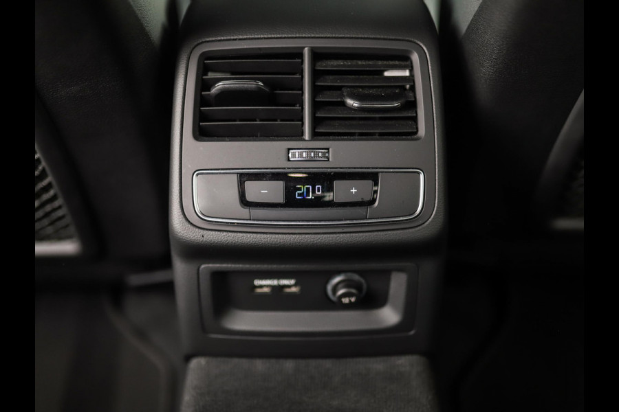 Audi A4 Limousine 40 TFSI S edition Competition | Keyless | 3-Zone Airco | Trekhaak | Virtual Cockpit