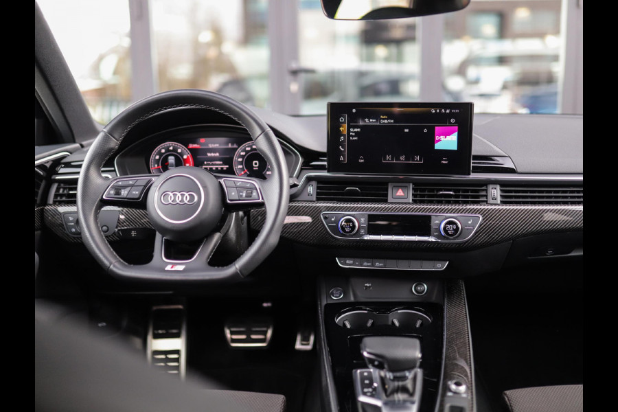 Audi A4 Limousine 40 TFSI S edition Competition | Keyless | 3-Zone Airco | Trekhaak | Virtual Cockpit
