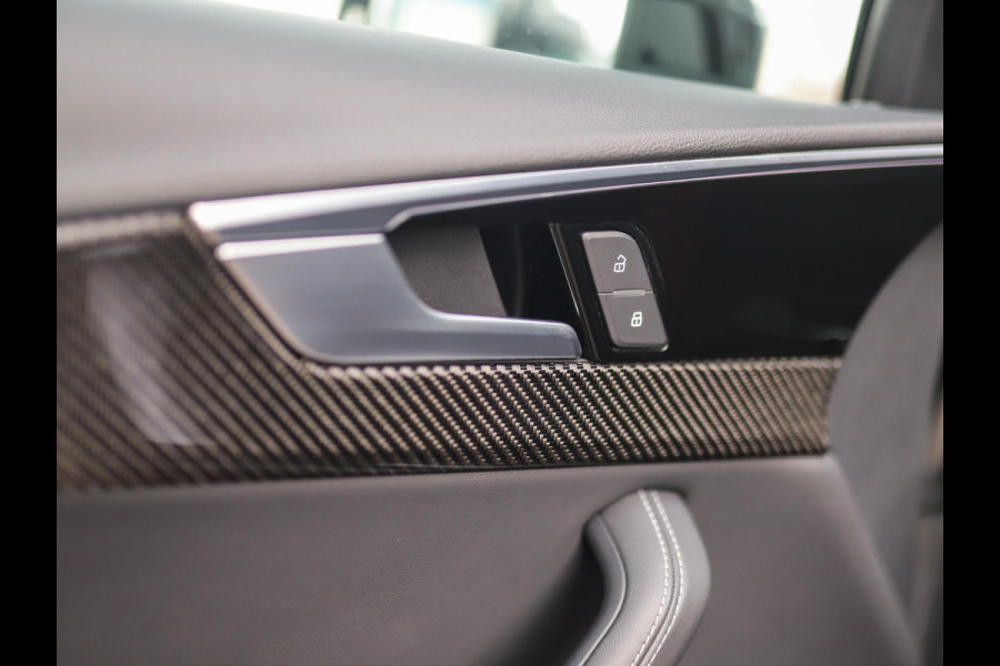 Audi A4 Limousine 40 TFSI S edition Competition | Keyless | 3-Zone Airco | Trekhaak | Virtual Cockpit